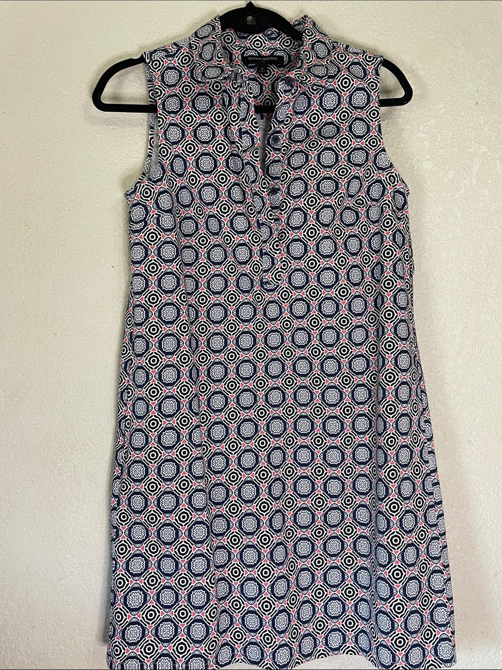 Banana Republic Sleeveless Geometric Print Shift Dress -